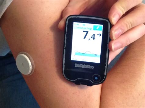 can you swim with a cgm